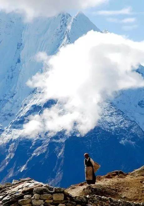 西藏,西藏，探索自然美景，寻找内心的平和之乐